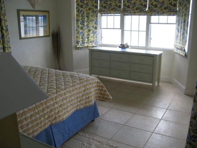 4 Bedroom 1
